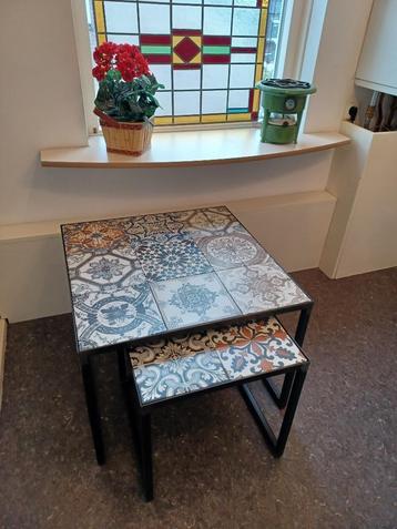Set bijzettafels, sidetables, plantentafels, 60x60 en 40x40 beschikbaar voor biedingen