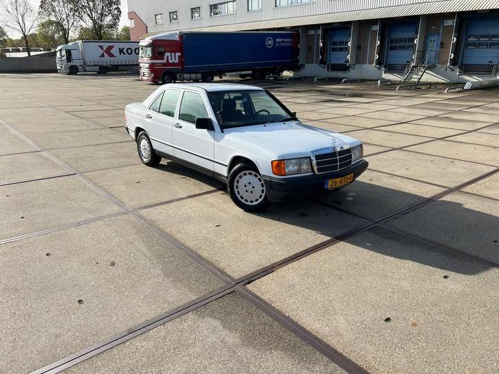 Mercedes-Benz Mercedes 1985 Wit, Auto's, Mercedes-Benz, Particulier, 190-Serie, Diesel, Sedan, Handgeschakeld, Geïmporteerd, Wit