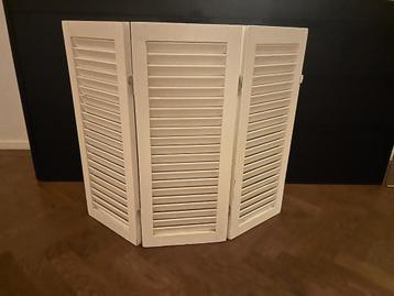 Louve deurtjes (drieluik) beschikbaar voor biedingen
