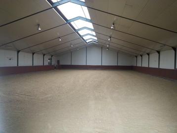 hoefslagkering/boarding voor rijhal 20x40 beschikbaar voor biedingen