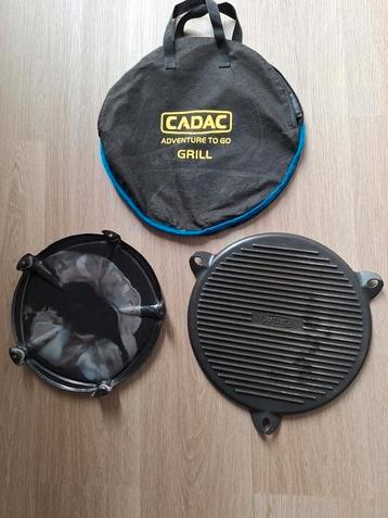 Cadac deflector (34 cm) en grillplaat (37 cm) in tas beschikbaar voor biedingen