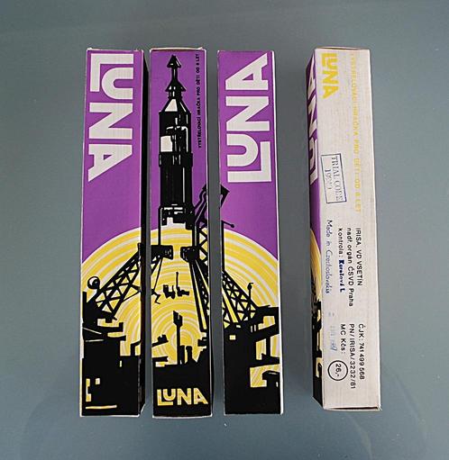 Retro Speelgoed ​IRISA LUNA / Maan  Raket  9 stuks, Antiek en Kunst, Curiosa en Brocante, Ophalen of Verzenden