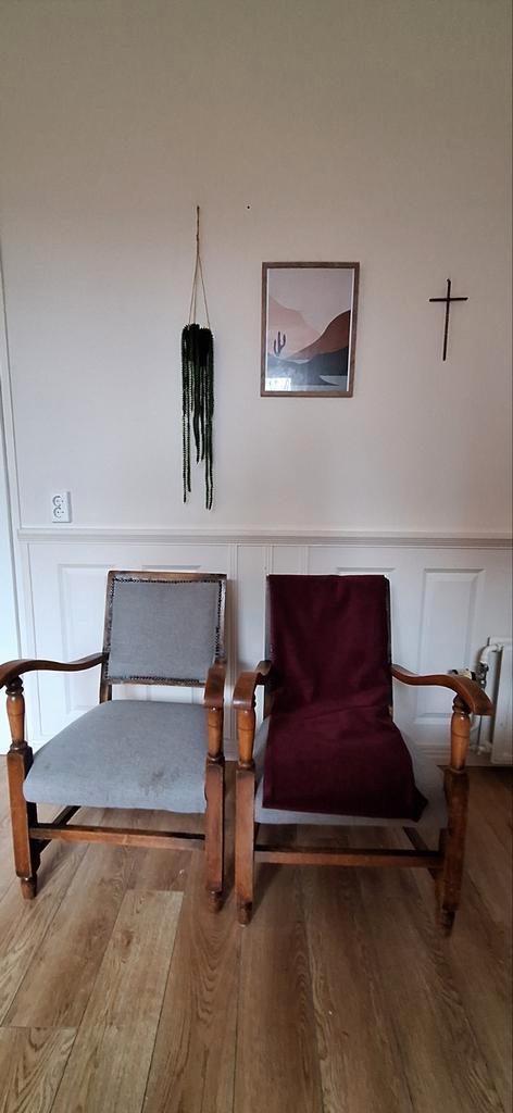 2 Bibliotheek fauteuils en meubileerstof bordeaux., Huis en Inrichting, Stoelen, Gebruikt, Ophalen