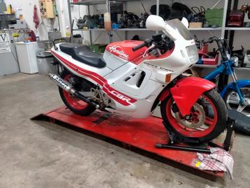 Onderdelen Honda CBR F1 Hurricane beschikbaar voor biedingen