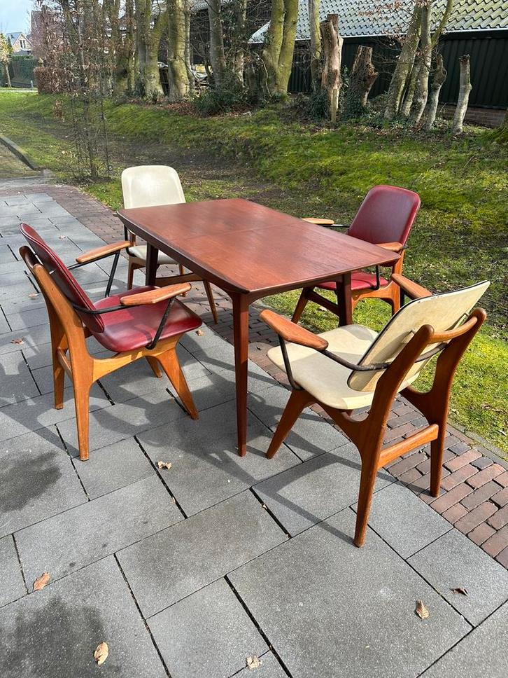 Eetkamerset van Teeffelen, Huis en Inrichting, Complete eetkamers, Gebruikt, 4 tot 6 stoelen, Ophalen