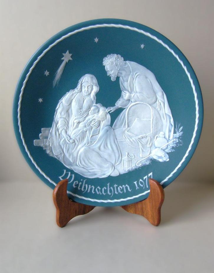 Kerst sierbord Vileroy & Boch 1977, Antiek en Kunst, Antiek | Glas en Kristal, Ophalen of Verzenden