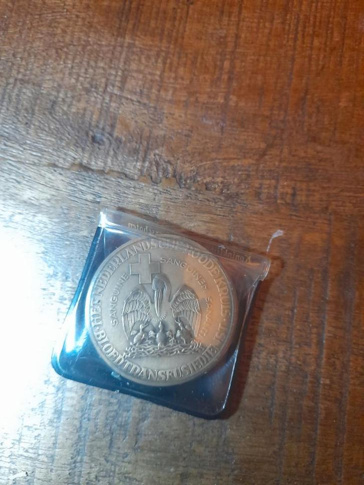 Nederlands Rode Kruis Medaille, Postzegels en Munten, Penningen en Medailles, Brons, Nederland, Ophalen of Verzenden