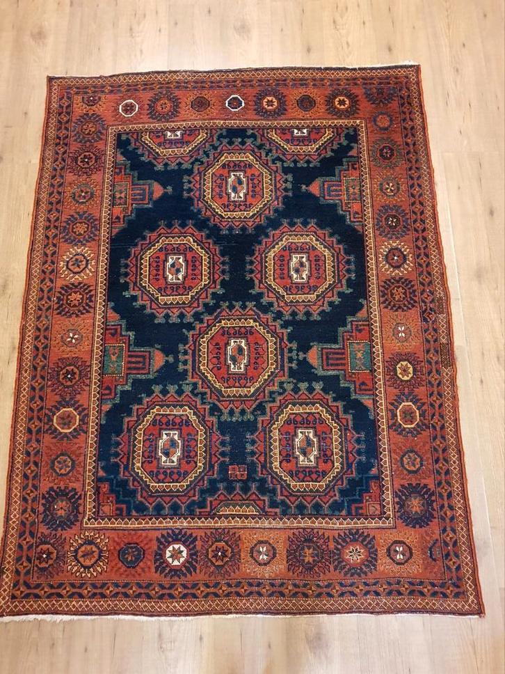 Handgeknoopt perzisch tapijt antiek 180x136, Antiek en Kunst, Antiek | Kleden en Textiel, Ophalen of Verzenden