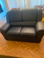 Prachtig donkerblauw twee zits bankje, Huis en Inrichting, Banken | Bankstellen, Ophalen, Tweepersoons, 75 tot 100 cm, Zo goed als nieuw