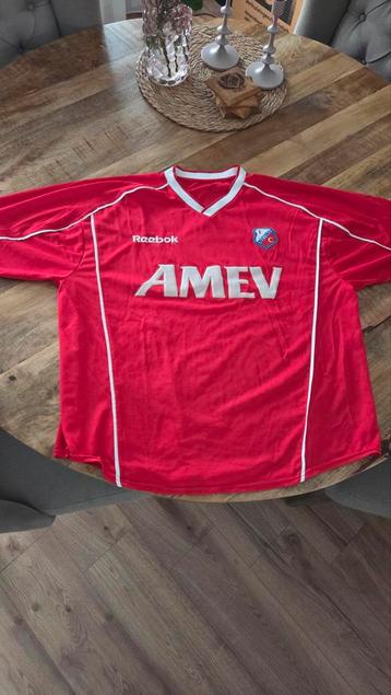 Vintage FC Utrecht Shirt 2000/2001  beschikbaar voor biedingen