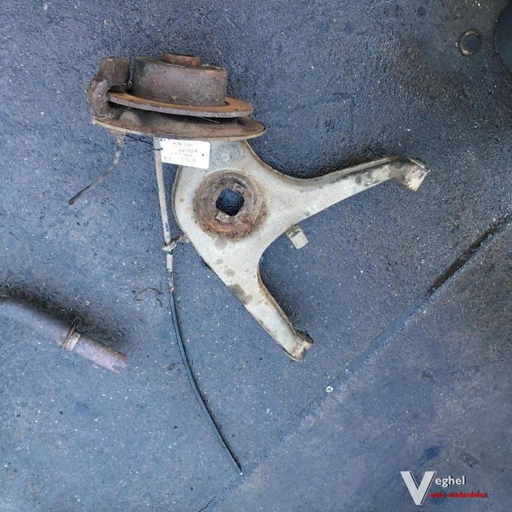 Mercedes W123 3.0 Diesel 1976  Draagarm Linksachter, Auto-onderdelen, Ophanging en Onderstel, Gebruikt, Ophalen of Verzenden