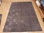 Handgeknoopt oosterse tapijt modern design 247x172