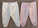 Twee nieuwe joggingsbroekjes voor meisje (12-18 mnd) Primark, Broekje, Meisje, Nieuw, Ophalen of Verzenden