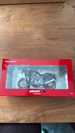 Minichamps ducati monster grijs 1:12, Hobby en Vrije tijd, Modelauto's | 1:5 tot 1:12, Ophalen of Verzenden, Zo goed als nieuw