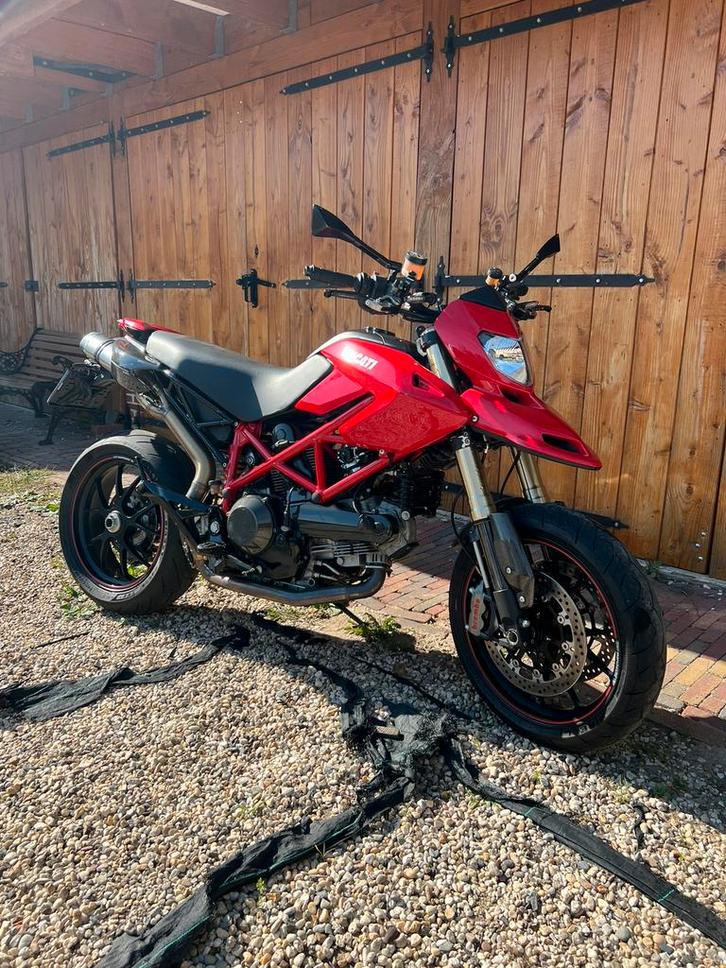 Ducati Hypermotard 1100 S 2009 UNIEK! 10.000km!, Motoren, Motoren | Ducati, Particulier, SuperMoto, meer dan 35 kW, 2 cilinders