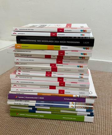 23 stuks examenbundel en opdrachtboeken diverse vakken VWO beschikbaar voor biedingen