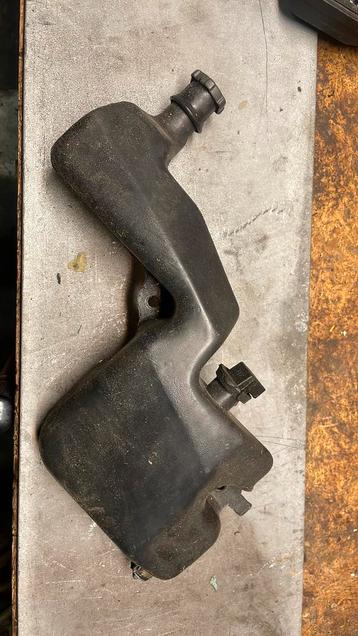 Typhoon olietank beschikbaar voor biedingen