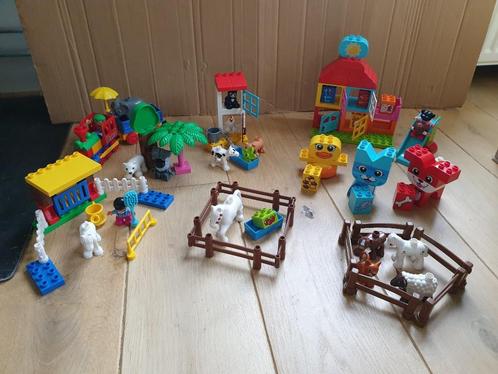 13 Duplo sets hello kitty boerderij dieren trein minnie huis, Kinderen en Baby's, Speelgoed | Duplo en Lego, Gebruikt, Duplo, Complete set
