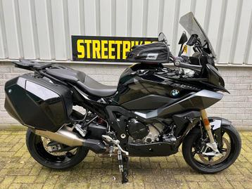 BMW S 1000 XR (bj 2023) beschikbaar voor biedingen