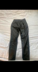 Zwarte leren legging met fleece stof, Kleding | Dames, Leggings, Maillots en Panty's, Legging, Maat 36/38 (S), Zwart, Nieuw