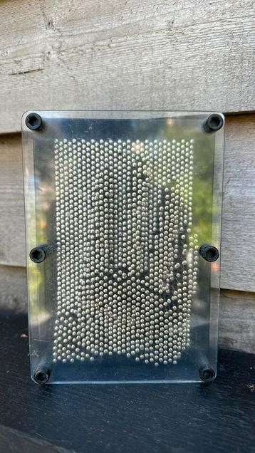 Pin art jaren 80 gadget spijkerspel 3D beschikbaar voor biedingen