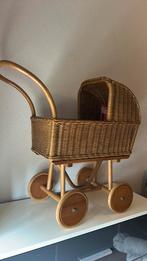Rotan kinderwagen, Kinderen en Baby's, Speelgoed | Poppen, Ophalen, Zo goed als nieuw, Babypop