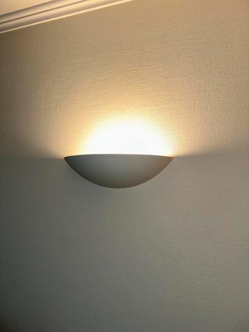 Mooie Up-Light Wandlampen 3x - Modern Design beschikbaar voor biedingen