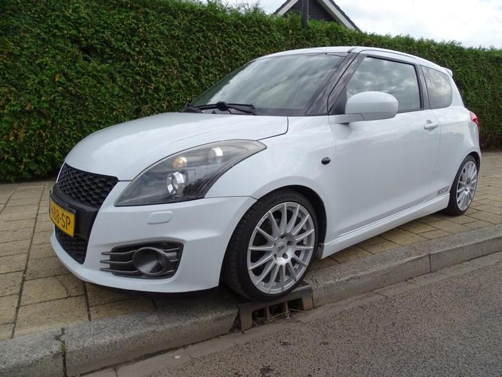 Suzuki SWIFT 1.6 SPORT 136 Pk-Verw stl-Airco-Blth-Usb-Xenon, Auto's, Suzuki, Swift, ABS, Airbags, Bluetooth, Boordcomputer, Centrale vergrendeling