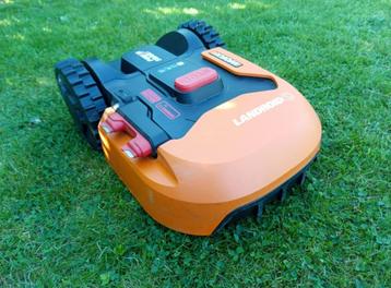 Worx Landroid WR130E robotmaaier + Off Limits + garage beschikbaar voor biedingen