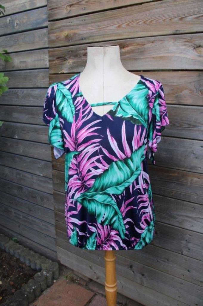 Blosuon blauw/ groen/ roze Batida t1 (36) Vaste prijs, Kleding | Dames, Blouses en Tunieken, Zo goed als nieuw, Maat 36 (S), Groen