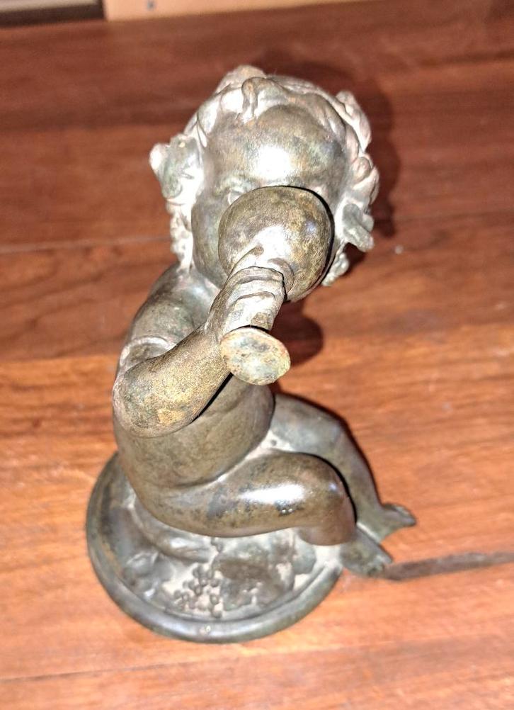 Cherubijn putto of putti beeld met beker origineel oud item, Antiek en Kunst, Kunst | Beelden en Houtsnijwerken, Ophalen