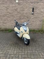 Agm Retro extra met maar 4079 op de teller., Fietsen en Brommers, Snorfietsen en Snorscooters, Ophalen, Zo goed als nieuw