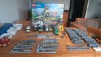 Lego City Goederentrein 60198 + Bank Transport+ extra rails, Ophalen of Verzenden, Gebruikt, Complete set, Lego