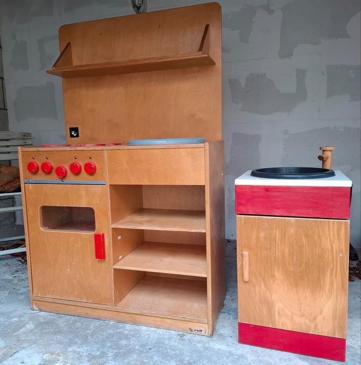Houten vintage / retro keuken met gootsteenkastje van Rolf, Kinderen en Baby's, Speelgoed | Speelkeukens, Gebruikt, Speelkeuken