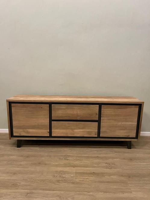 Prato dressoir 210cm van Henders en Hazel €499,-, Huis en Inrichting, Lampen | Overige, Nieuw, Ophalen of Verzenden