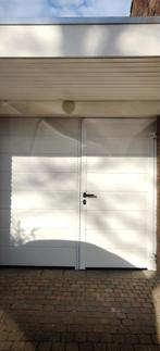 Garagepoort met openslaande deur, Doe-het-zelf en Verbouw, Ophalen, Gebruikt, 120 cm of meer, Garagedeur