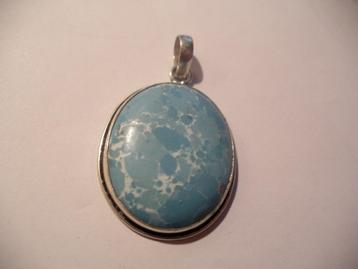Een mooie Zilveren Hanger met Larimar edelsteen beschikbaar voor biedingen