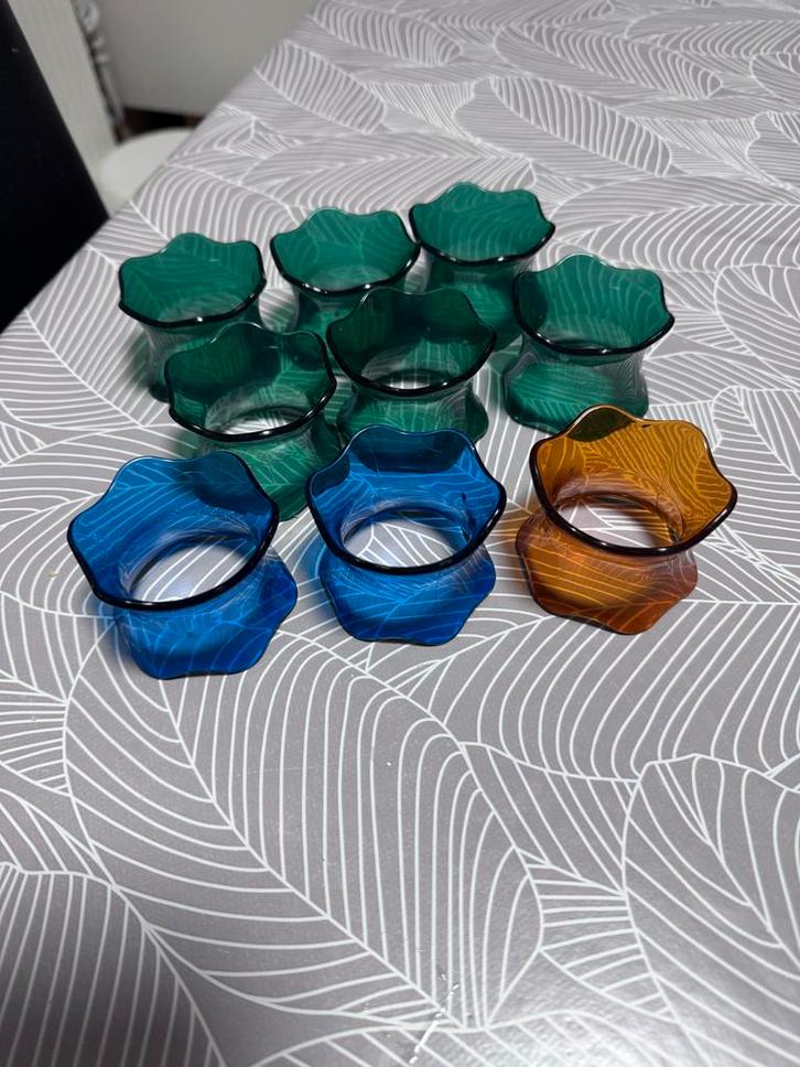 Tupperware Servetringen - Set van 8, Huis en Inrichting, Woonaccessoires | Kandelaars en Kaarsen, Gebruikt, Minder dan 25 cm, Kunststof