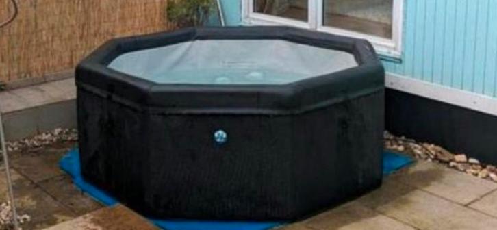NetSpa Opblaasbare Jacuzzi – Hottube/ bad compleet, Tuin en Terras, Bubbelbaden en Hottubs, Gebruikt, Filter, Ophalen