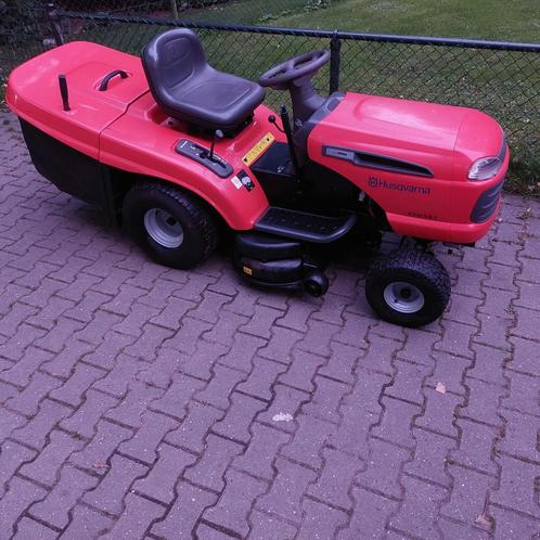 Husqvarna CTH 151 Zitmaaier met opvangbak, Tuin en Terras, Zitmaaiers, Gebruikt, 90 tot 120 cm, Ophalen