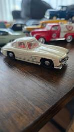 Replica Dinky toy Mercedes 200 SL 1955, Hobby en Vrije tijd, Modelauto's | 1:43, Ophalen of Verzenden, Zo goed als nieuw, Auto