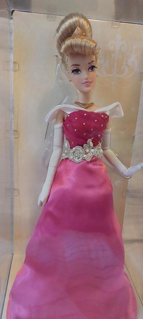Disney designer doornroosje barbie, Kinderen en Baby's, Speelgoed | Poppen, Zo goed als nieuw, Barbie, Ophalen of Verzenden