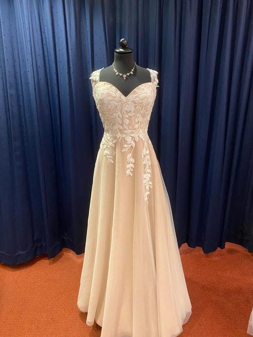 Wow! Wat gaaf! Blush kleurig trouwjurk! Direct leverbaar, Kleding | Dames, Trouwkleding en Trouwaccessoires, Nieuw, Trouwjurk