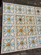 16 art nouveau wandtegels Gilliot Hemiksem turquoise geel, Ophalen