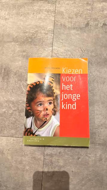 Kiezen voor het jonge kind beschikbaar voor biedingen