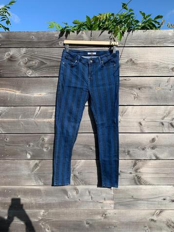 Zwart blauw gestreepte broek Anti Blue W29 beschikbaar voor biedingen