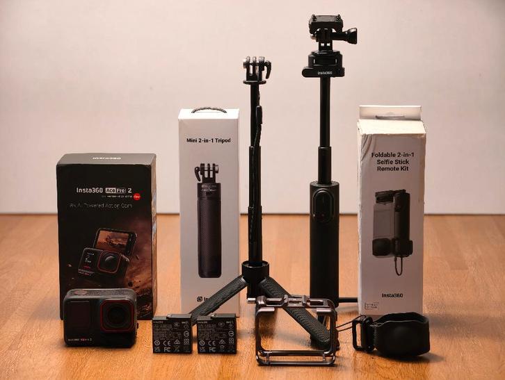 Insta 360 ace pro 2 + toebehoren, Audio, Tv en Foto, Actiecamera's, Zo goed als nieuw, Overige merken, Ophalen of Verzenden