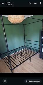 Hemelbed frame, Zwart, Tweepersoons, Zo goed als nieuw, 200 cm