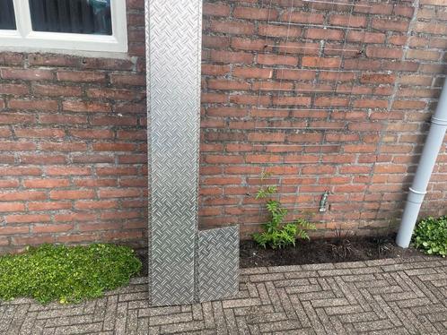 Traanplaat plank, Doe-het-zelf en Verbouw, Metalen, Zo goed als nieuw, Aluminium, Ophalen