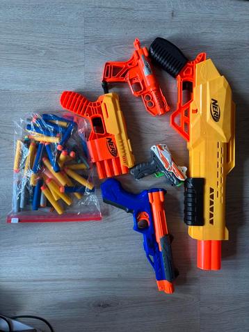 Nerf Pistolen met kogels beschikbaar voor biedingen